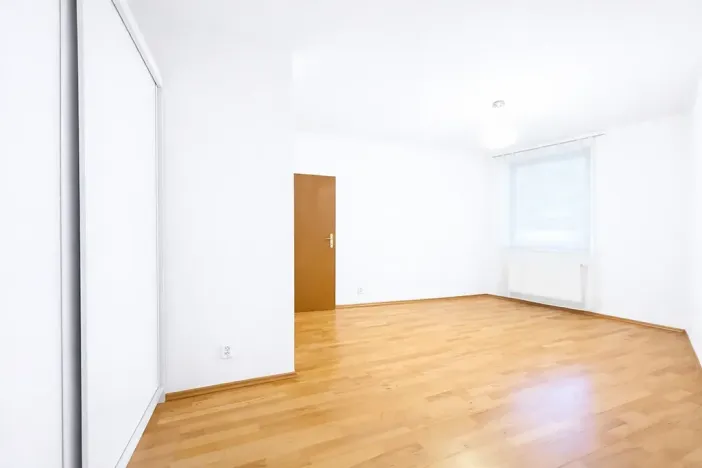 Pronájem bytu 2+kk, Praha, 40 m2