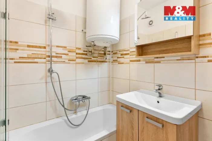 Prodej bytu 1+1, Jablonec nad Nisou, Květinová, 48 m2