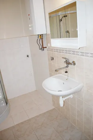 Pronájem bytu 1+kk, Praha - Vršovice, Přípotoční, 28 m2