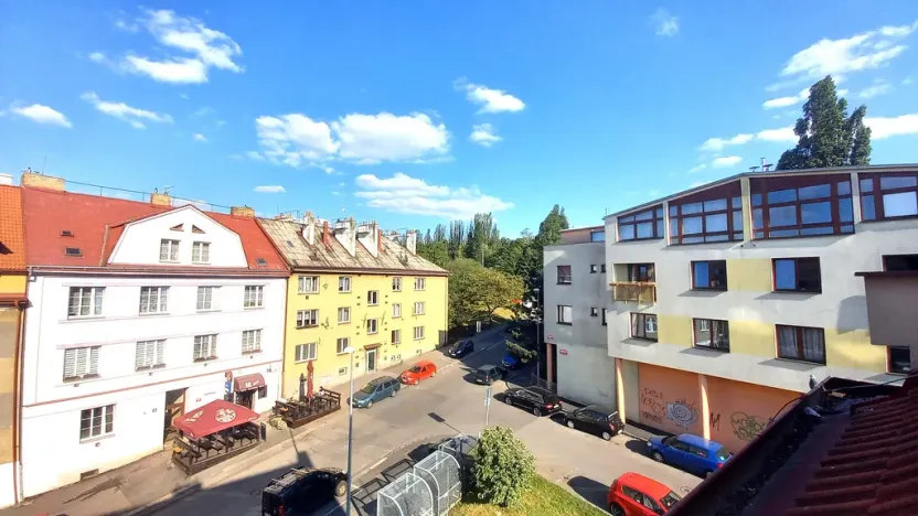 Prodej bytu 1+kk, Praha - Vysočany, Novovysočanská, 41 m2