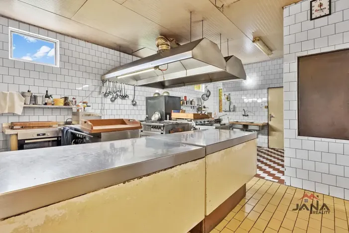 Prodej restaurace, Příšovice, 300 m2