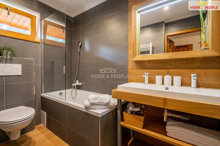 Prodej bytu 4+kk, Velké Karlovice, 135 m2