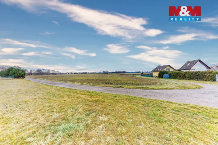 Prodej pole, Staré Hradiště, 8036 m2