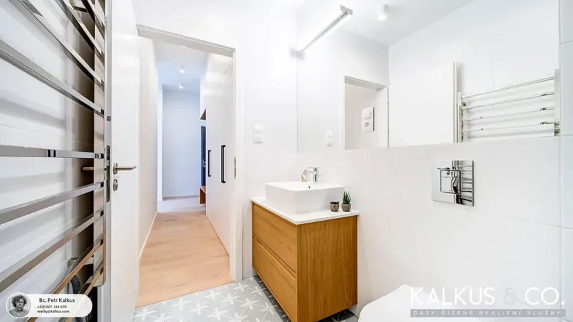 Pronájem bytu 2+kk, Hradec Králové, Eliščino nábřeží, 51 m2