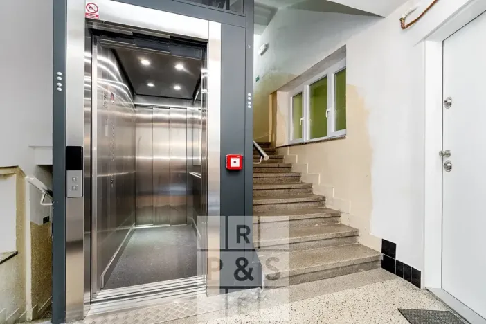 Prodej bytu 4+kk, Praha - Žižkov, Viklefova, 100 m2