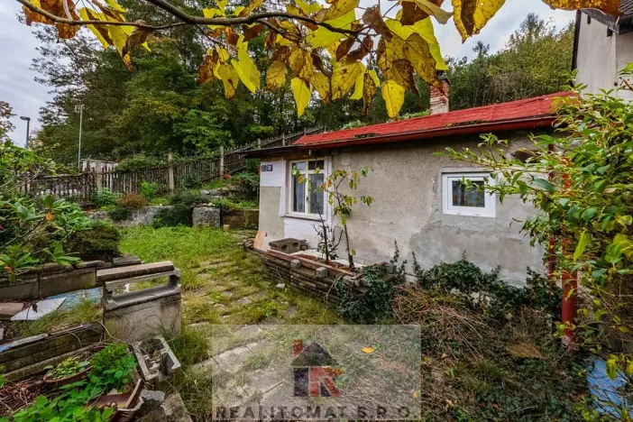 Prodej pozemku pro bydlení, Praha - Kyje, Za Rokytkou, 190 m2