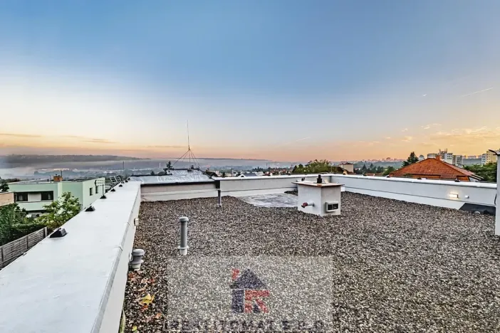 Prodej vily, Praha - Komořany, Pod lesem, 770 m2