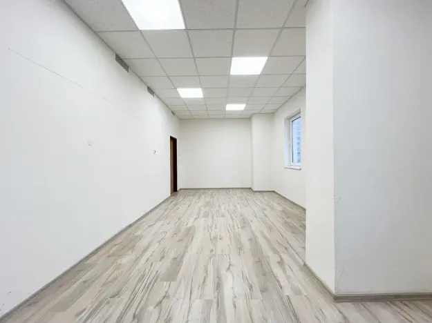 Pronájem obchodního prostoru, Kopřivnice, Nové náměstí, 60 m2
