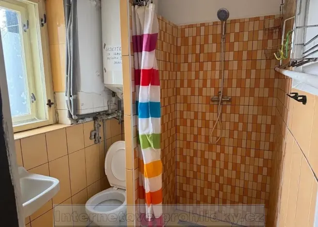 Pronájem pokoje, Praha - Uhříněves, Křešínská, 20 m2