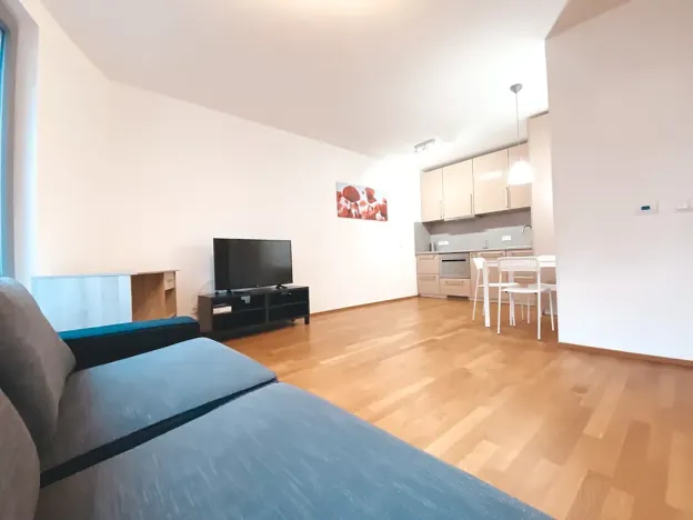 Pronájem bytu 2+kk, Praha - Kobylisy, Čumpelíkova, 52 m2