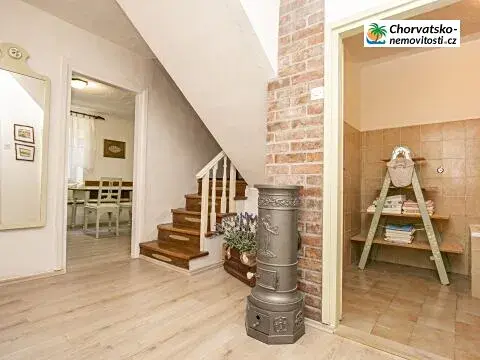 Prodej rodinného domu, Novi Vinodolski, Chorvatsko, 160 m2