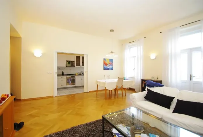 Pronájem bytu 3+1, Praha - Vinohrady, Polská, 100 m2