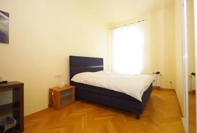 Pronájem bytu 3+1, Praha - Vinohrady, Polská, 100 m2