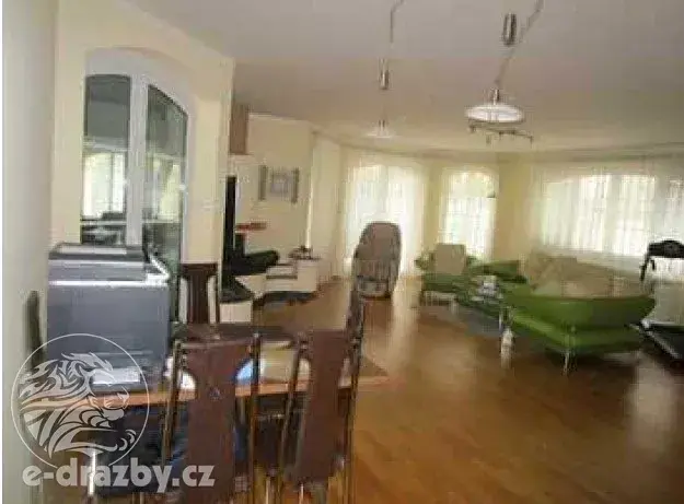 Dražba rodinného domu, Čestlice, Ke Hřišti, 436 m2