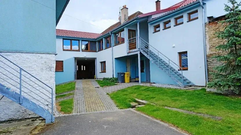 Prodej ubytování, Dešov, 2827 m2