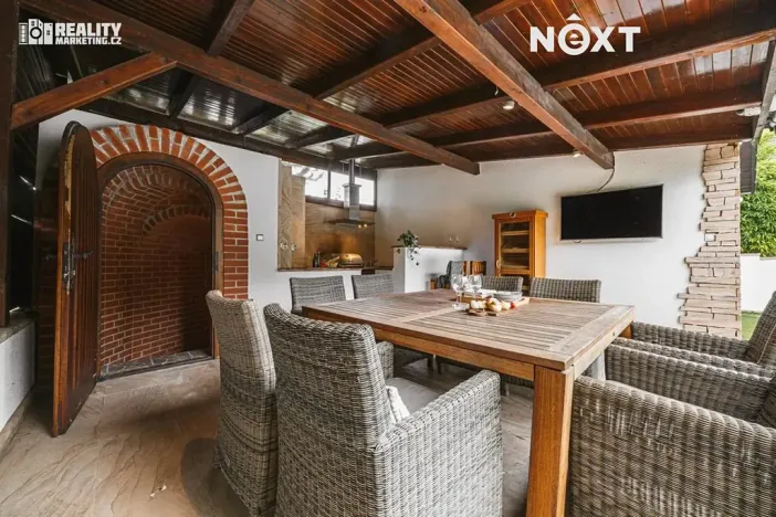 Prodej rodinného domu, Moravany, V Jámách, 382 m2