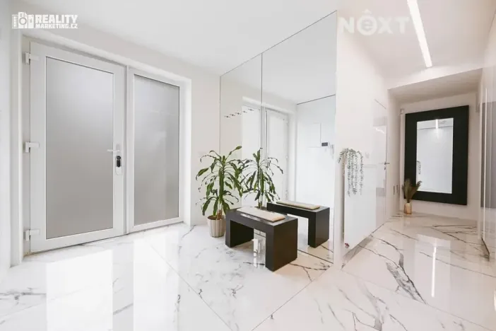 Prodej rodinného domu, Moravany, V Jámách, 382 m2