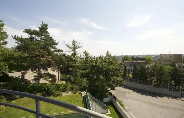 Pronájem bytu 4+1, Praha - Smíchov, Nad Palatou, 181 m2