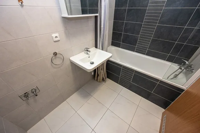 Pronájem bytu 2+kk, Praha - Kamýk, U Kamýku, 55 m2