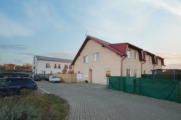 Prodej bytu 3+kk, Jiřice, 77 m2