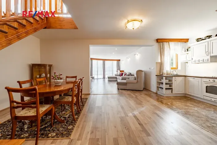 Prodej rodinného domu, Štěchovice, 170 m2