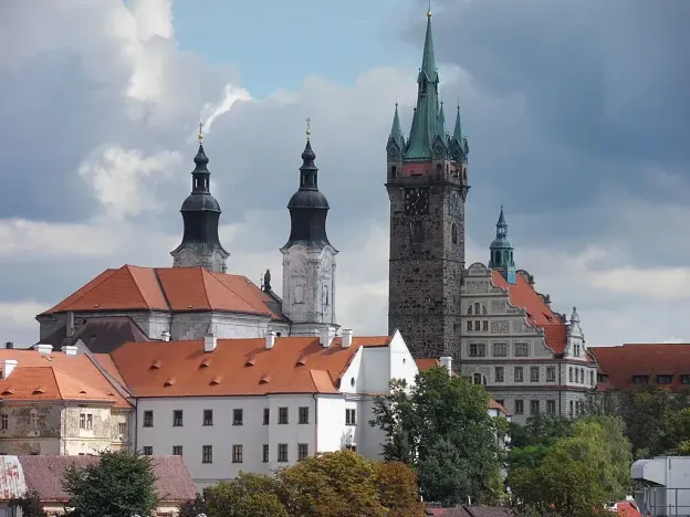 Pronájem bytu 2+kk, Klatovy, nám. Míru, 38 m2