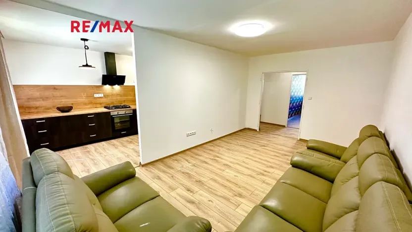 Pronájem bytu 3+1, Kladno, Litevská, 66 m2