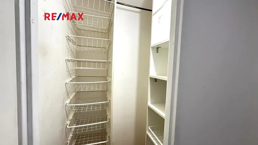 Pronájem bytu 3+1, Kladno, Litevská, 66 m2