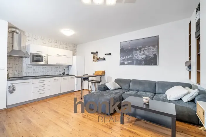 Prodej bytu 2+kk, Praha - Nusle, Mojmírova, 46 m2