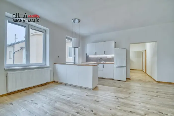 Prodej bytu 2+kk, Hranice, Třída Československé armády, 55 m2