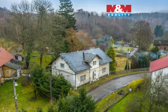 Prodej rodinného domu, Kunratice u Cvikova, 190 m2