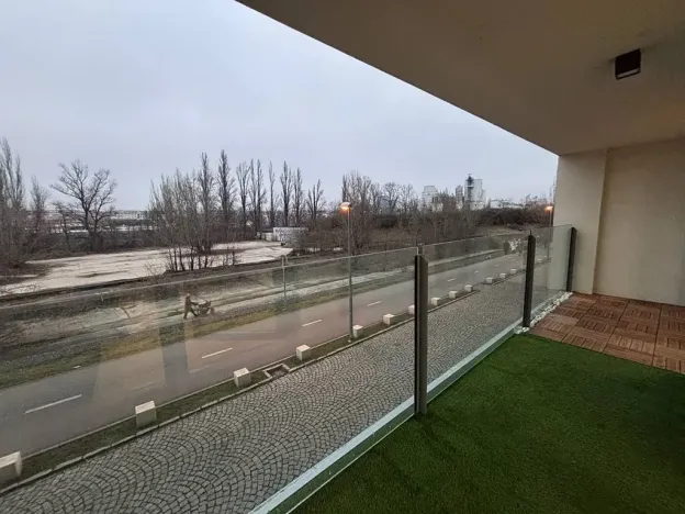 Pronájem bytu 2+kk, Praha - Karlín, Za Karlínským přístavem, 57 m2