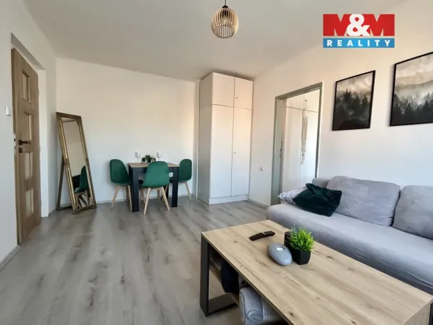 Pronájem bytu 2+1, Kamenice nad Lipou, Družstevní, 45 m2