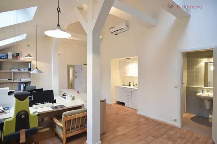 Pronájem kanceláře, Brno, Pekařská, 92 m2