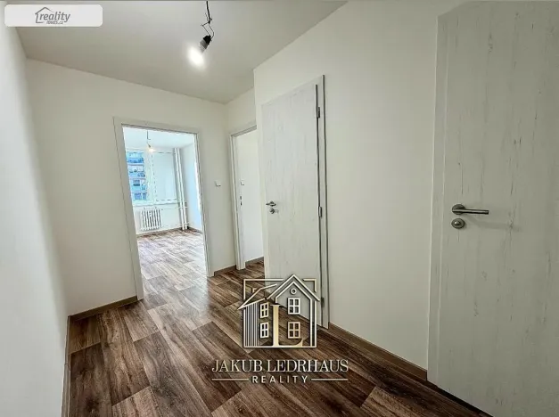 Prodej bytu 2+kk, Praha - Libuš, Smotlachova, 44 m2