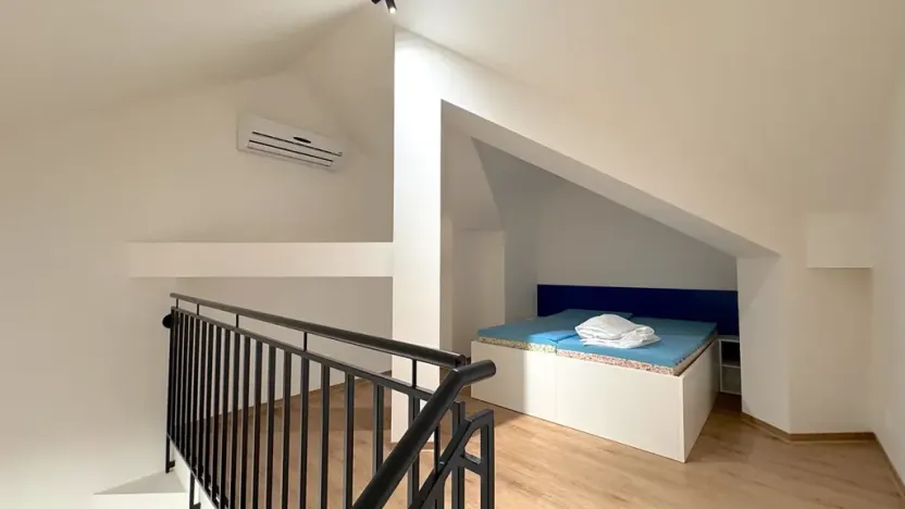 Pronájem bytu 1+kk, Brno, Poštovská, 46 m2