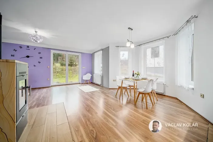 Prodej rodinného domu, Pecka, 176 m2