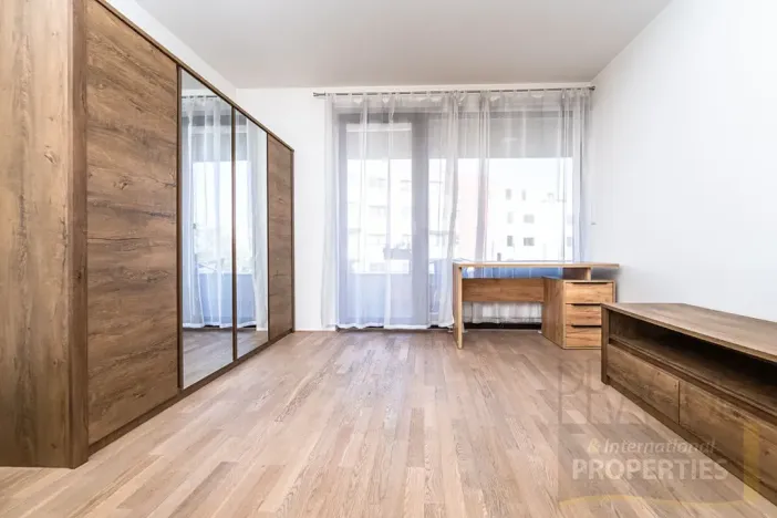 Prodej bytu 3+kk, Praha - Radlice, U Dívčích hradů, 89 m2