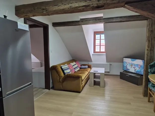 Pronájem bytu 2+kk, Ostrov, Hroznětínská, 58 m2