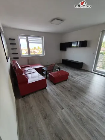 Pronájem bytu 3+kk, Nymburk, Ke Strouze, 90 m2