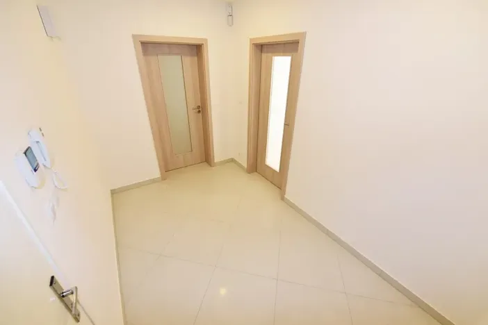 Prodej bytu 2+kk, Praha - Vršovice, Petrohradská, 118 m2