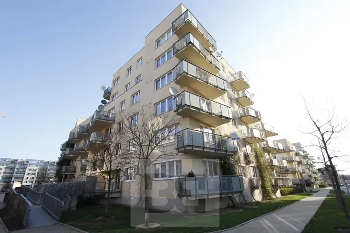 Prodej garážového stání, Praha - Hostivař, Rižská, 15 m2