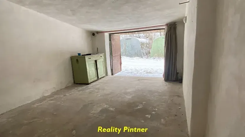 Pronájem garáže, Příbram, Březnická, 17 m2