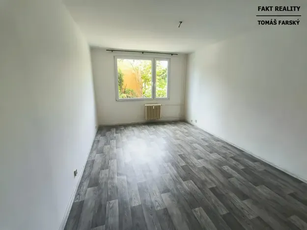 Pronájem bytu 1+kk, Děčín, Želenická, 25 m2