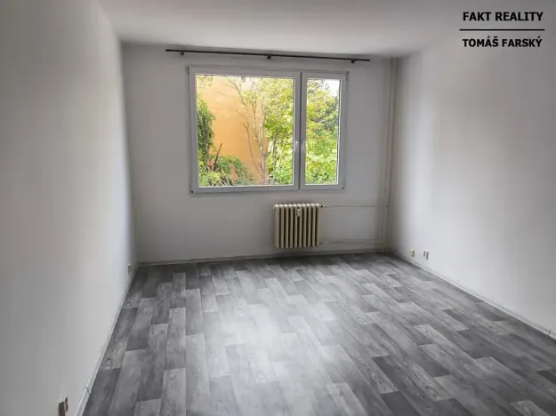 Pronájem bytu 1+kk, Děčín, Želenická, 25 m2