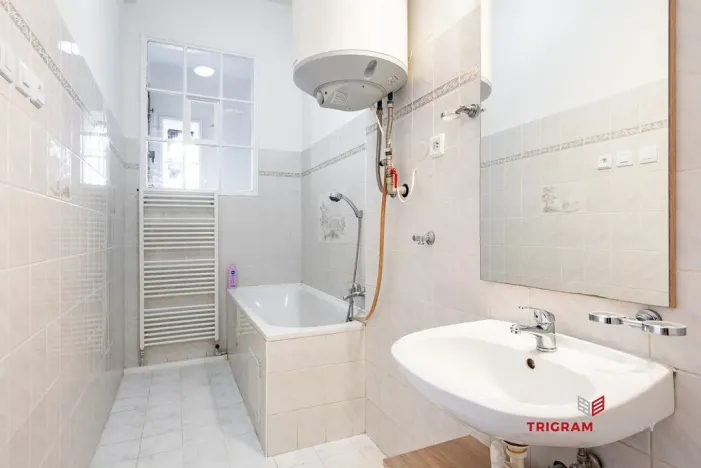 Pronájem bytu 3+1, Hradec Králové, Ulrichovo náměstí, 101 m2