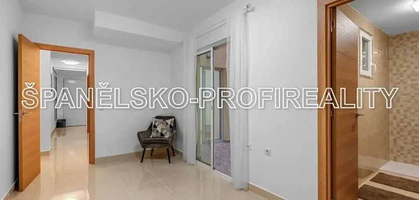 Prodej bytu 3+kk, Alicante, Španělsko, 92 m2