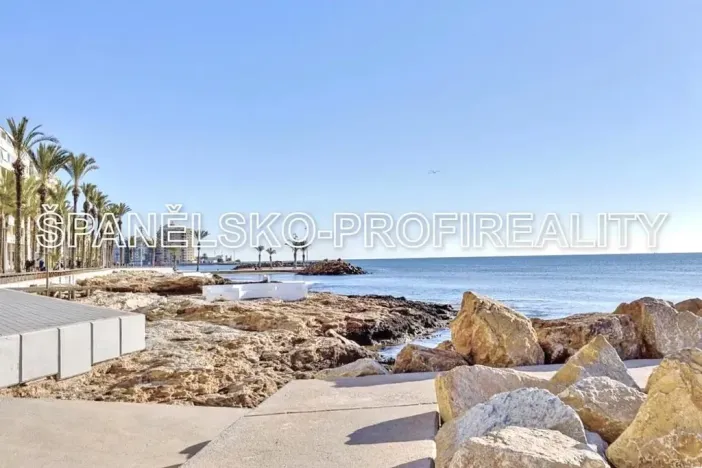 Prodej bytu 3+kk, Alicante, Španělsko, 92 m2