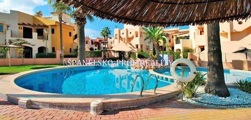 Prodej bytu 3+1, Alicante, Španělsko, 69 m2