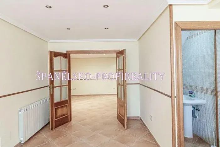 Prodej vily, Torrevieja, Španělsko, 116 m2